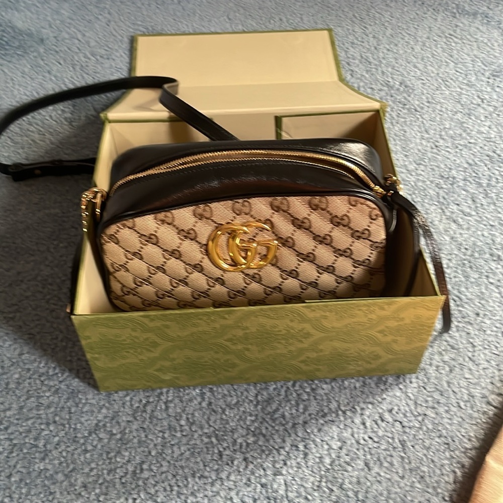 Brand New! Authentic Gucci Marmont Crossbody - Picture 3 of 12